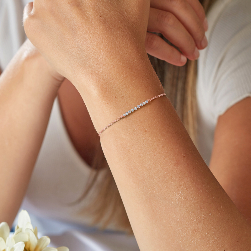 0.3 CT Lab Grown 9 Diamond Graduated Diamond Bracelet Shared Claw Set In 18K Rose Gold