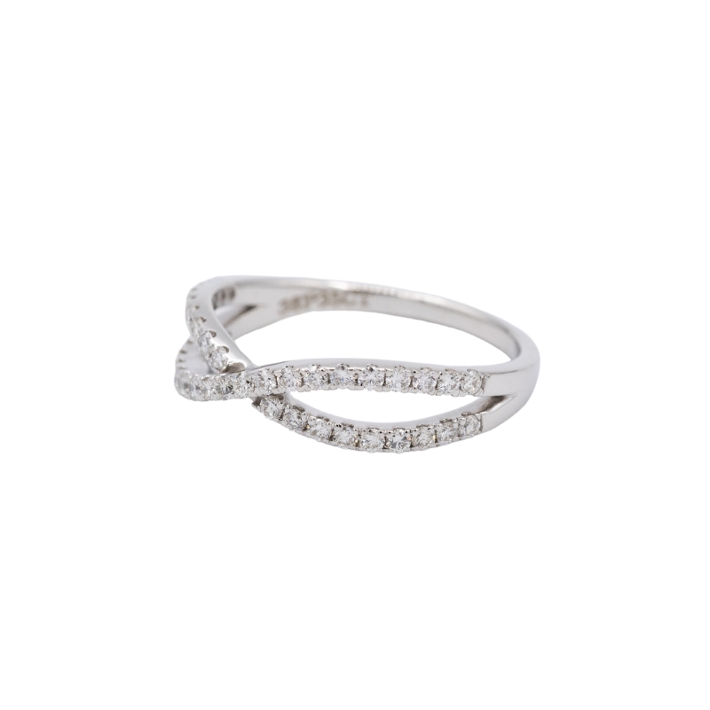 18K White Gold Infinity twist band