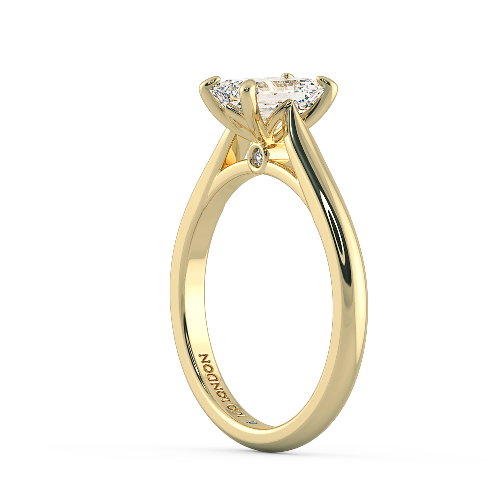 Emerald Solitaire Engagement Rings