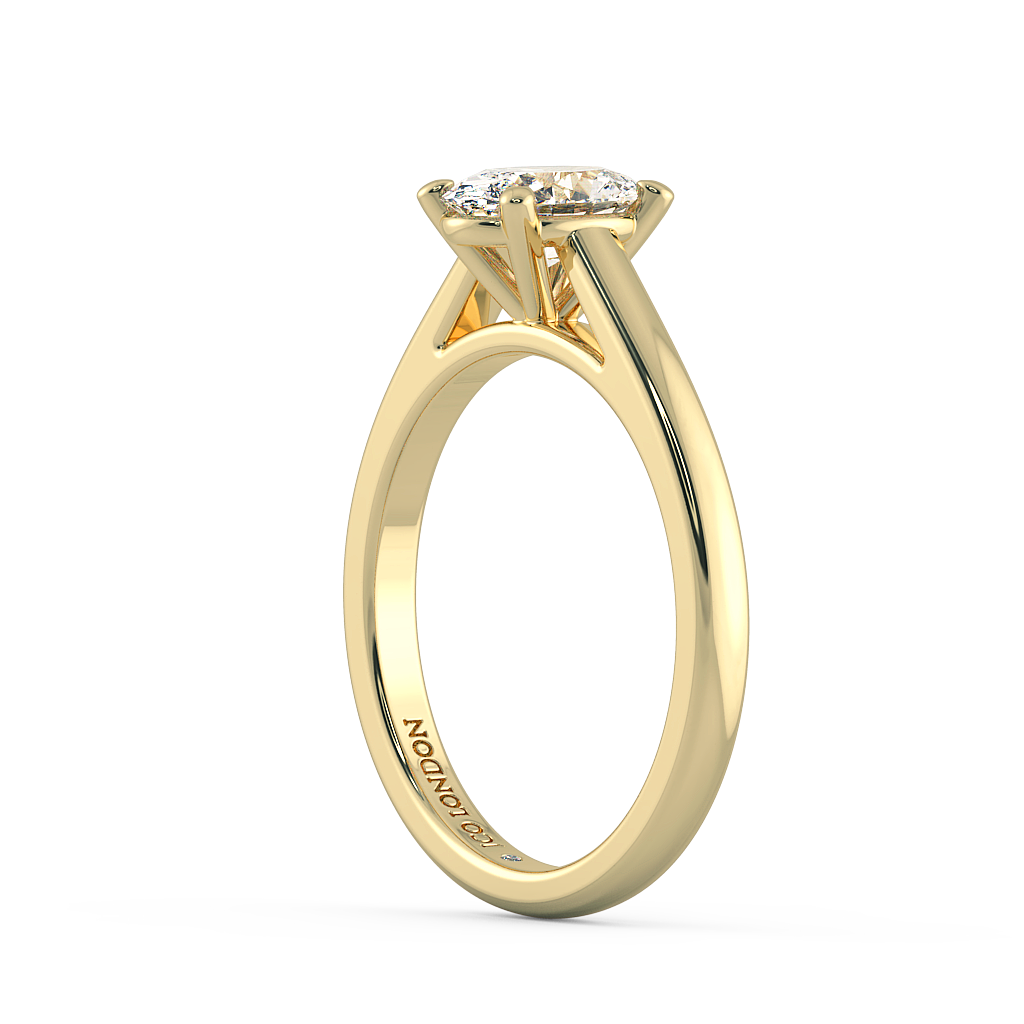 Oval Solitaire Engagement Rings