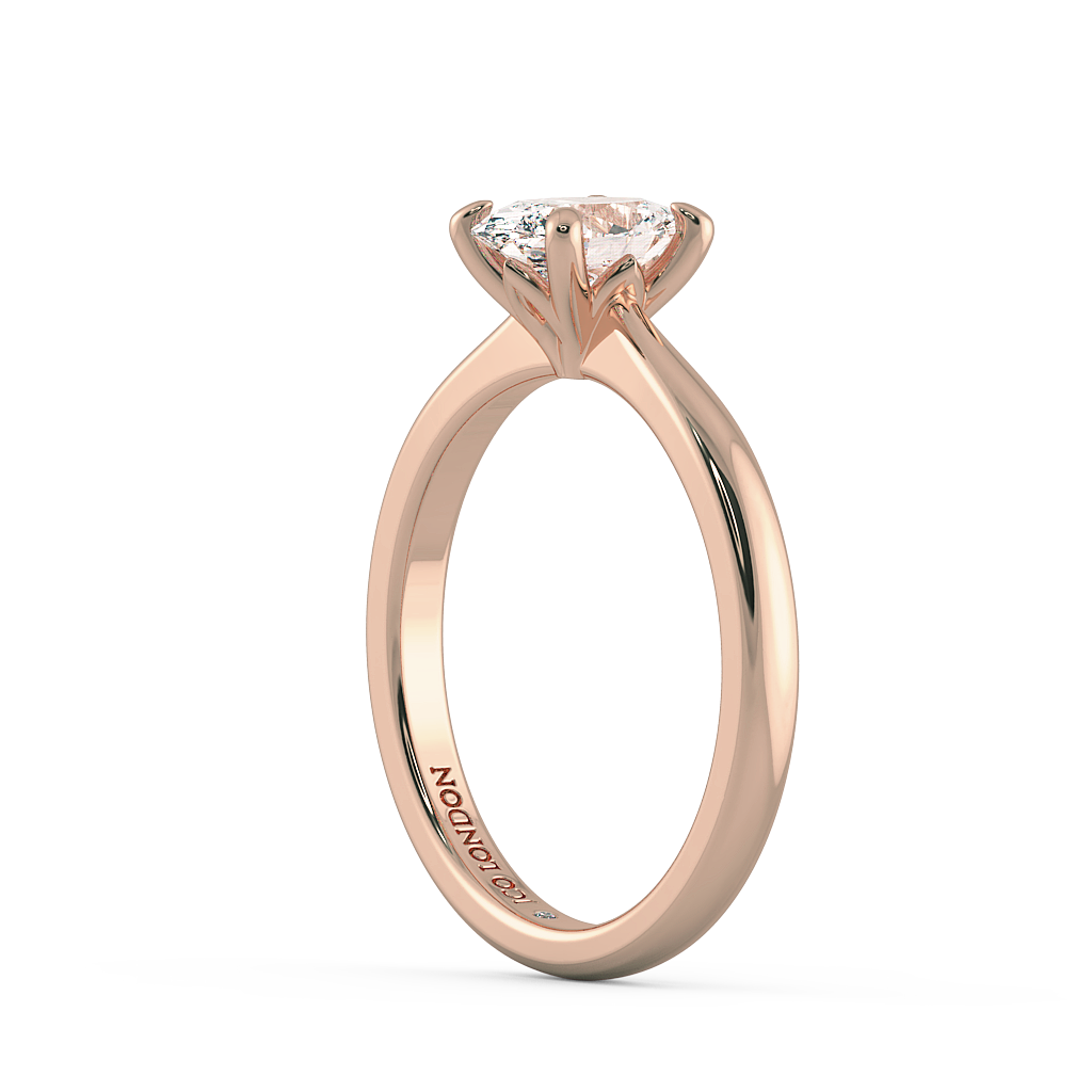 Oval Solitaire Engagement Rings
