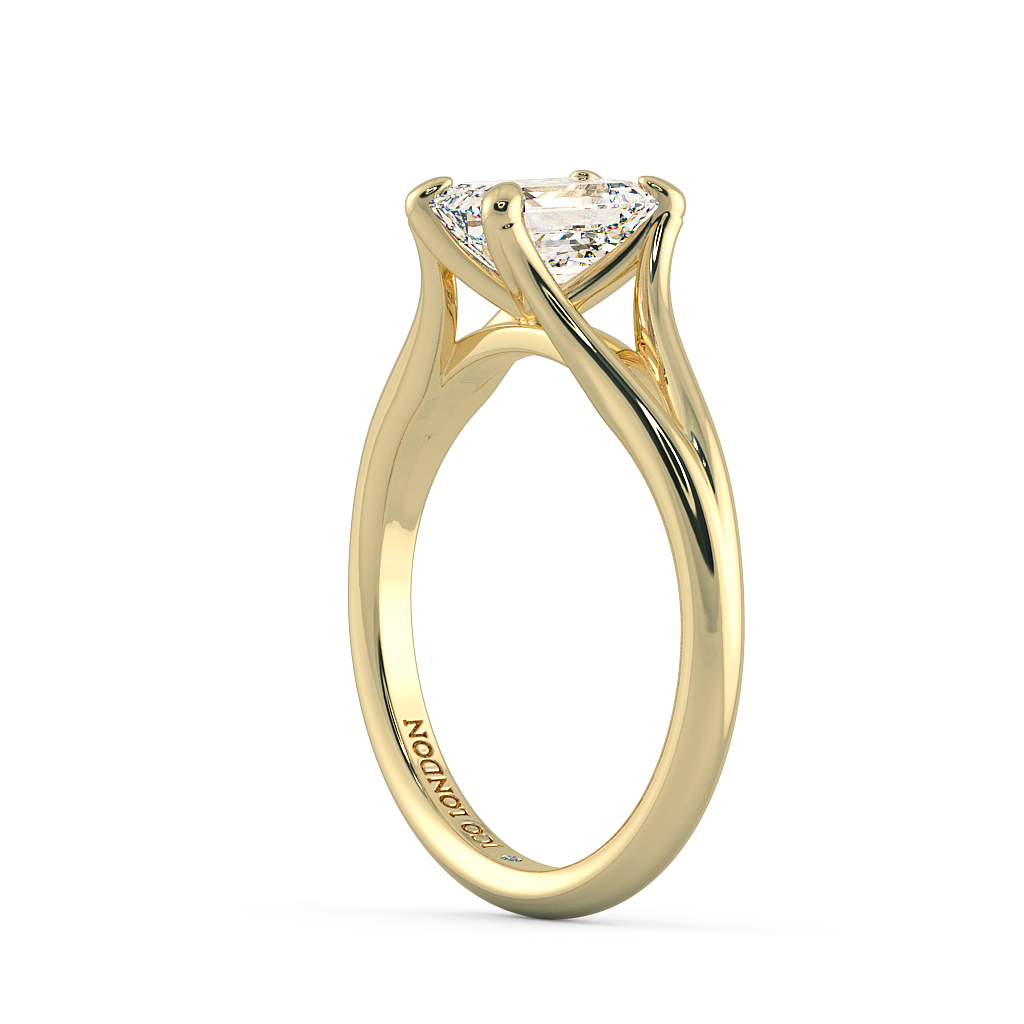 Emerald Solitaire Engagement Rings