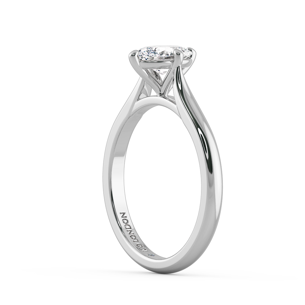 Oval Solitaire Engagement Rings